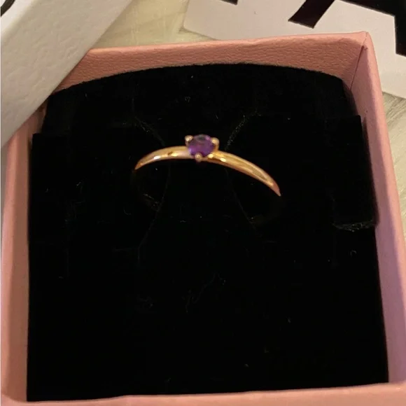 PRACTICALLY NEW- PANDORA Purple Solitaire Rose size 6 - Picture 3 of 7
